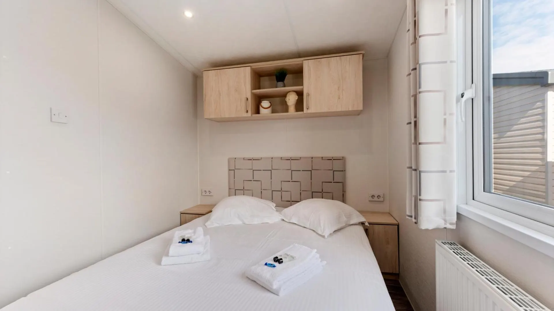 La Pecheuse - Comfortabele Stacaravan In Marva 1 Middelkerke Campsite